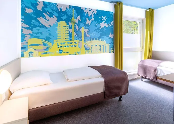 Stuttgart-city Отель *